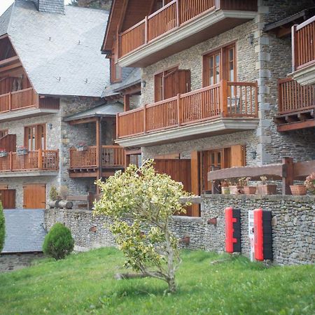 Apartamento Aneto Les Bordes Exterior photo