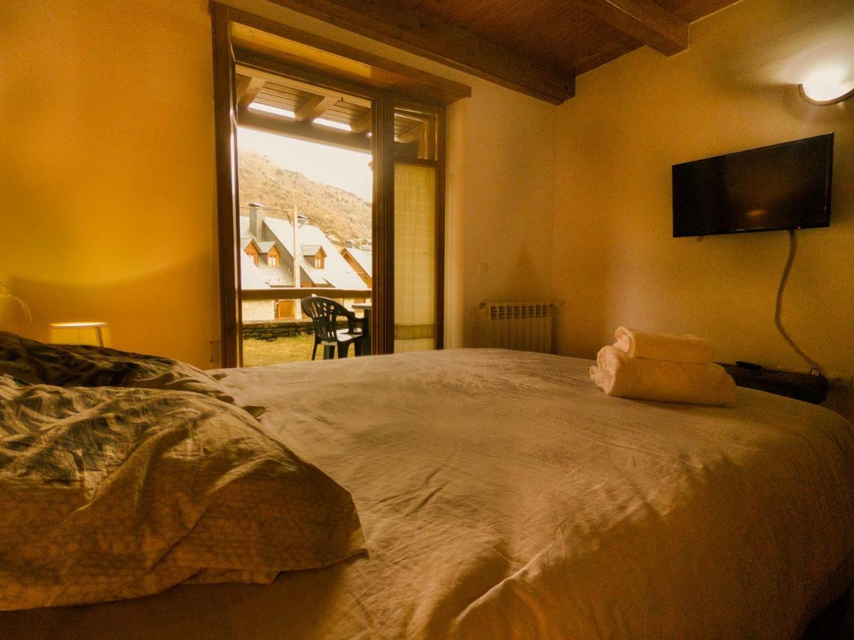 Apartamento Aneto Les Bordes Exterior photo