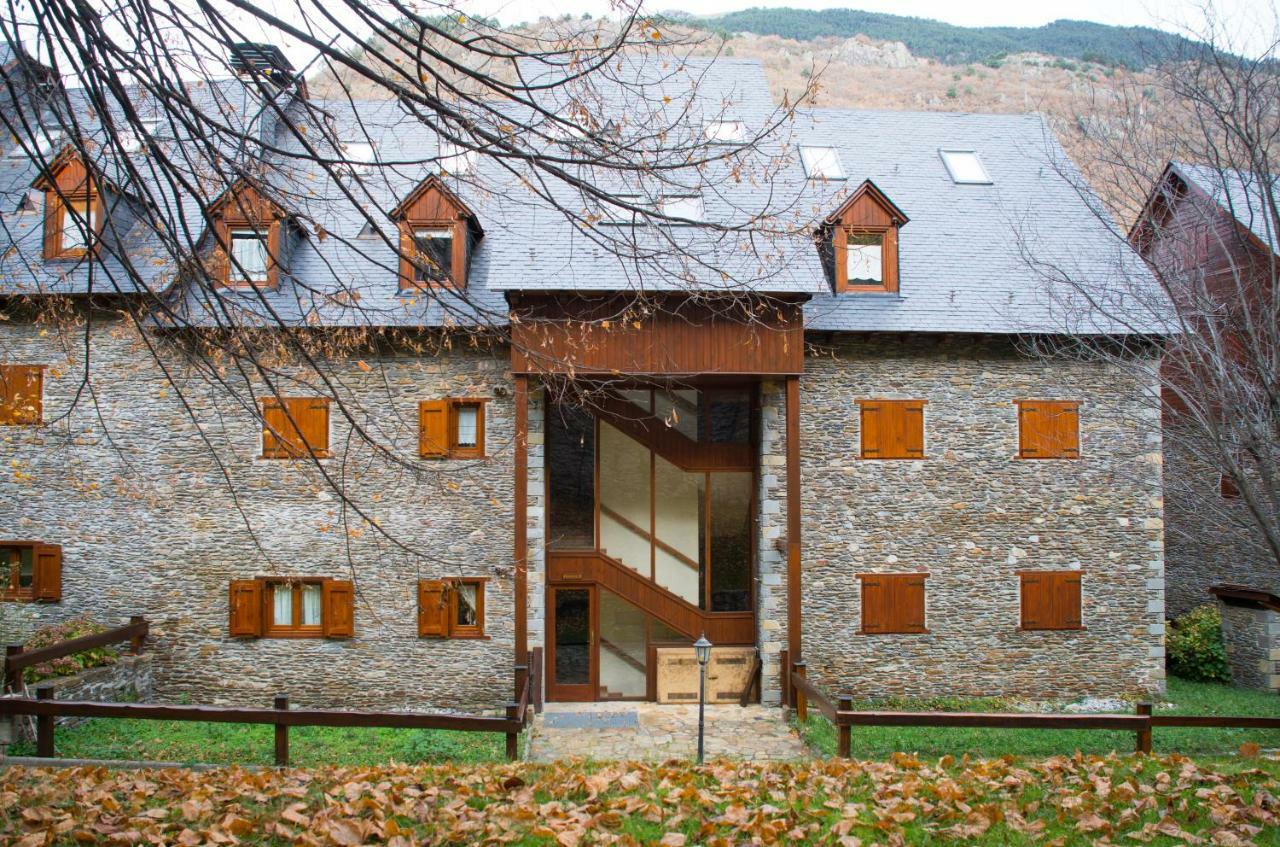 Apartamento Aneto Les Bordes Exterior photo